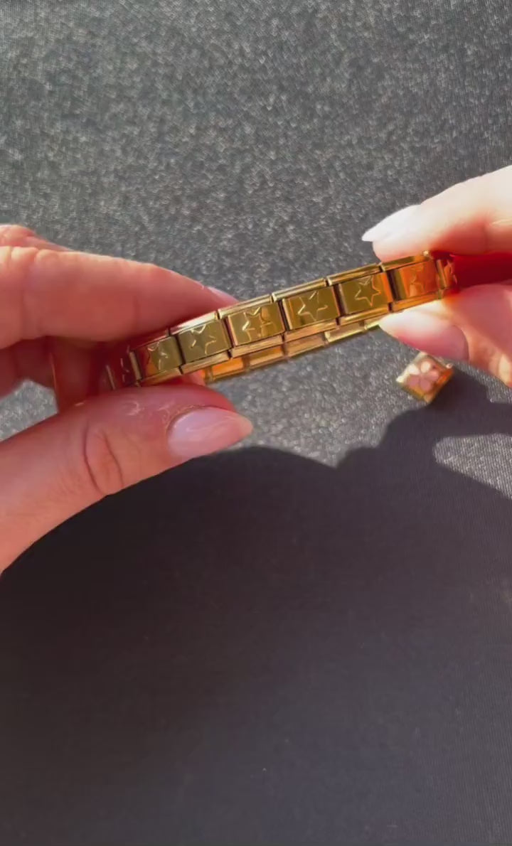 Charger la vidéo : Utilisez notre outil pour un assemblage plus facile